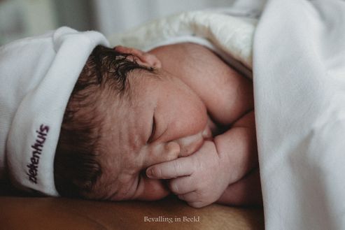 Bevalling in Beeld - Larissa (26)